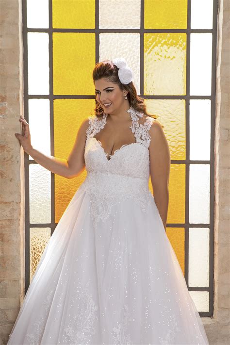 26 Vestidos de noiva plus size .